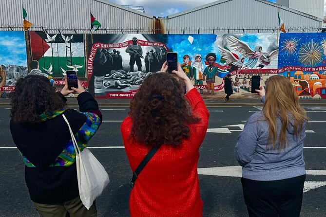 2 Hour Private Belfast Taxi Cab Tour of Troubles & Peace walls - Clonard Monastery and secret peace talks