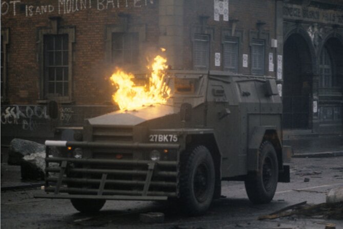 2 Hour Terror and Mural History Belfast taxi Private Tour - Divis Flats and the old Fort Apache