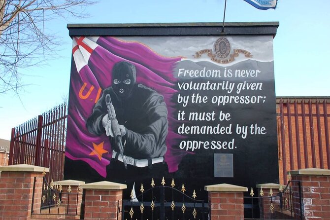 2 Hours Republican & Loyalist Mural Black Taxi Tour from Belfast - The Peace Wall and Belfast’s unfinished separation