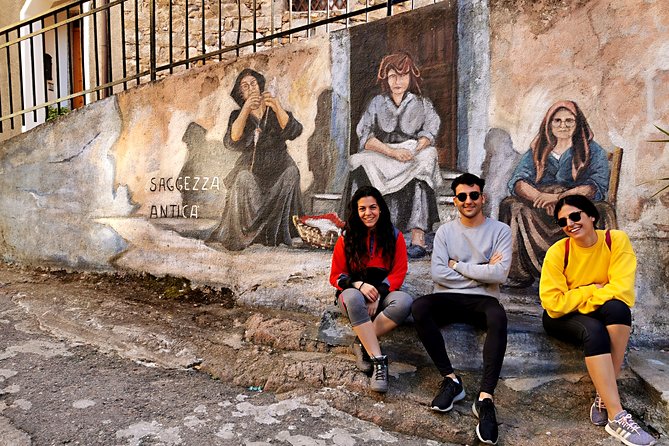 4x4 tour of Orgosolo: Murals and typical lunch at the shepherd's - Key points at a glance