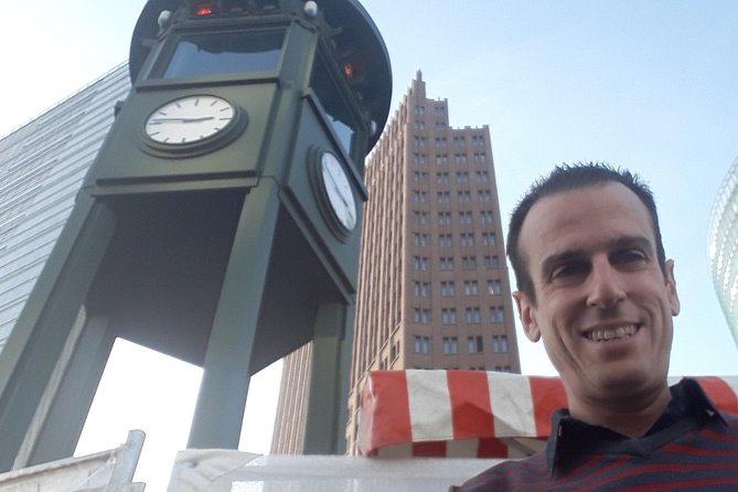 Alternative Berlin Private Tour with Jacob - Graffiti and Squats - Potsdamer Platz, from cinema to business