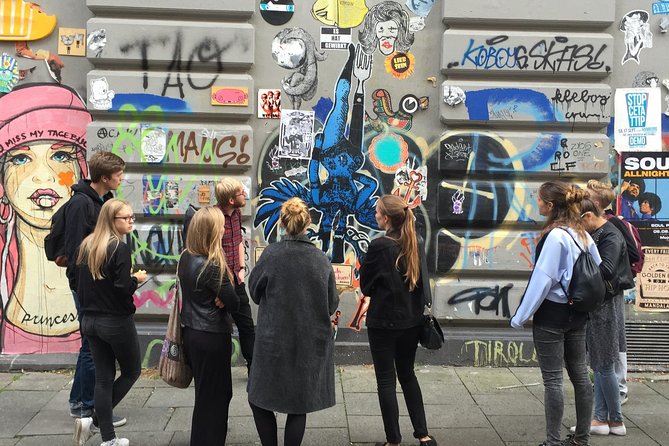Alternative Hamburg Private Alternative Street Art Tour - Starting among the murals of Sternschanze