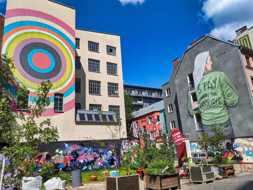 Alternative Hamburg / Street Art Private Tour - Graffiti, murals, stencils, and 3D installations