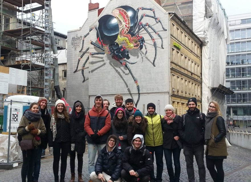 Alternative Hamburg / Street Art Private Tour - Urban gardens, bunkers, and reused city spaces