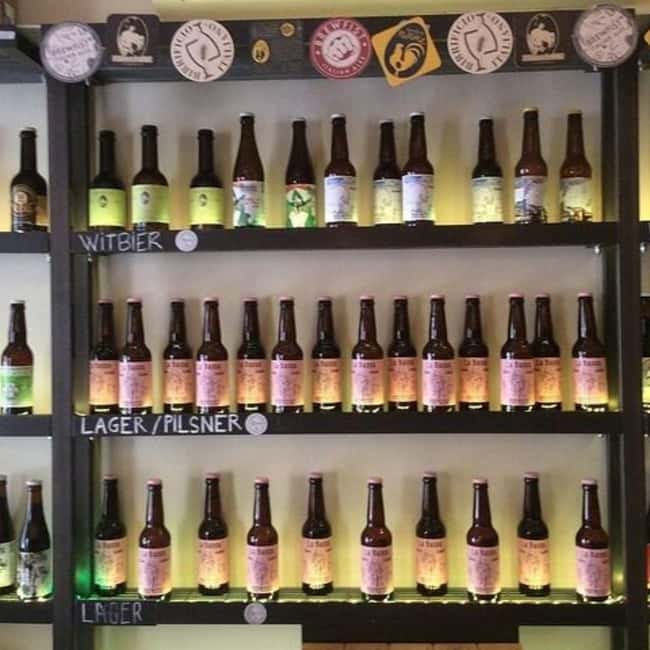 Art & Craft: Beer Tour with Street Art in Rome - The second beer break and Atoche’s final building