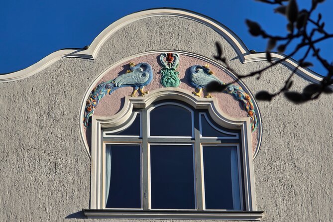 Art Nouveau Meets Street Art in Munich (Max. 12 guests) - Why this Schwabing tour feels different