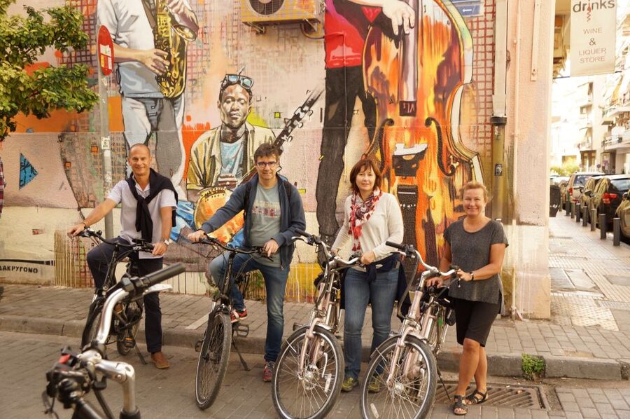 Athens: Greek Life and Street Art Electric Bicycle Tour - What the 2.5-Hour Route Is Like