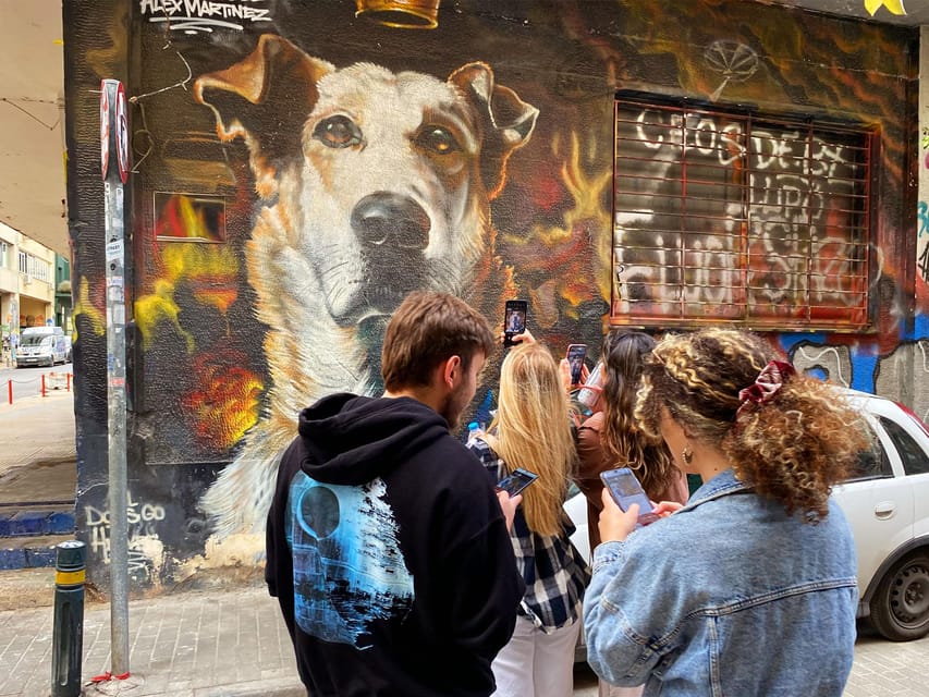 Athens: Street Art Treasure Hunt with Food Stop - Who will enjoy this Athens activity?