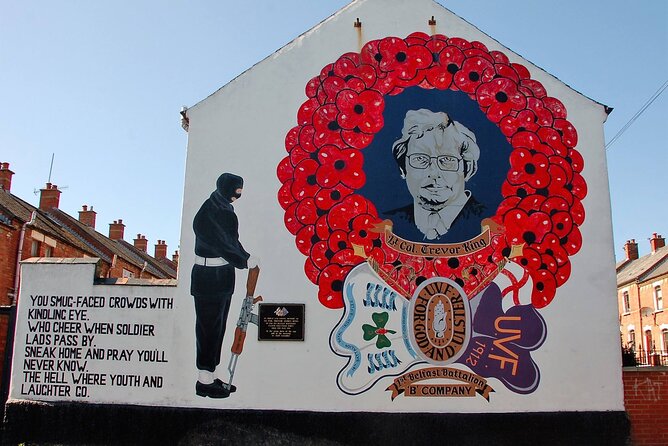 Award Winning Private 2 Hour Belfast Political Black Taxi Tour - What the guide adds to the experience