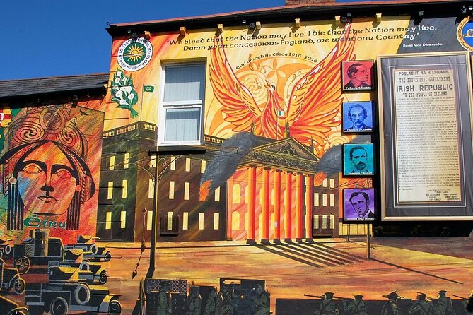 Award Winning Private 2 Hour Belfast Political Black Taxi Tour - The Peace Wall, about 15 minutes