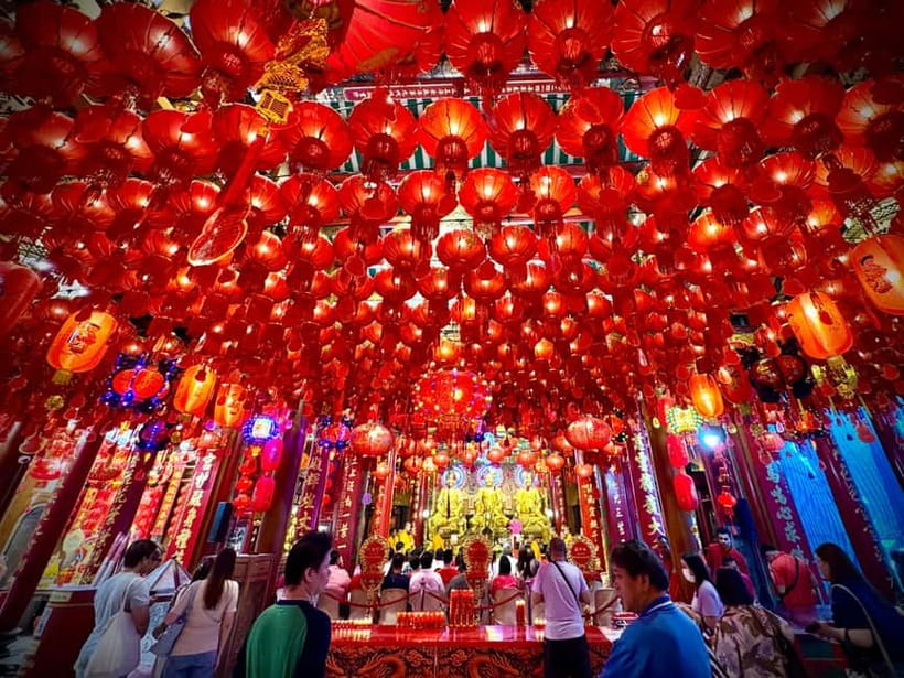 Bangkok: Chinatown & Taladnoi Street Art Guided Walking Tour - Why this walk is different from a standard Chinatown visit