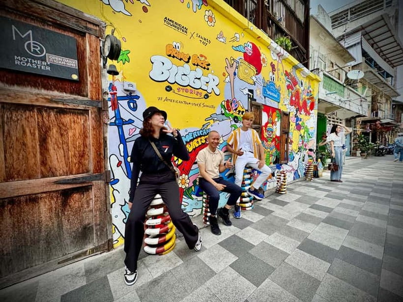 Bangkok: Chinatown & Taladnoi Street Art Guided Walking Tour - Meeting at Wat Mangkon MRT station