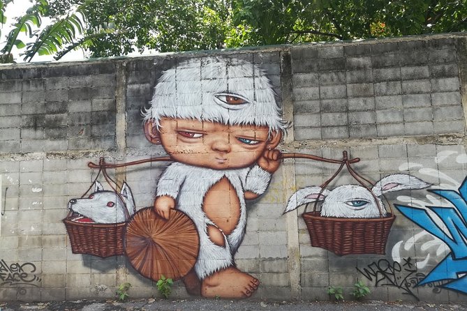 Bangkok Heritage & Street Art Private Walking Tour - Wat Suan Phlu and the quiet side of Charoen Krung