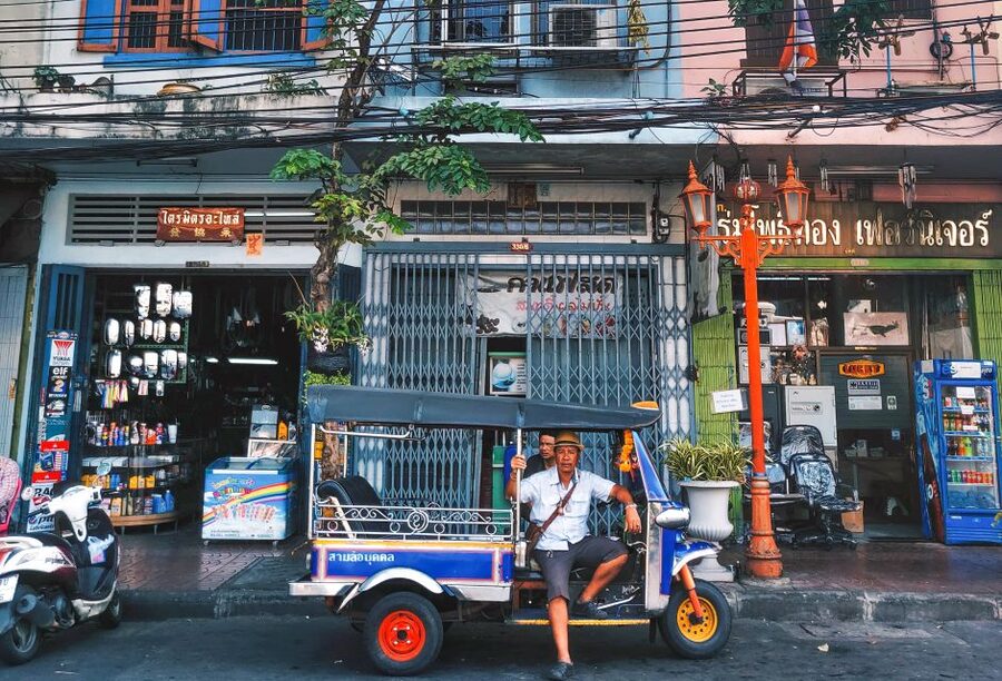 Bangkok: Street Art and Street Food Walking Tour - Side streets, temples, and a slower look at Bangkok