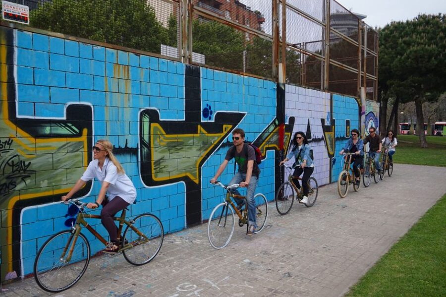 Barcelona: 3.5-Hour Street Art Tour by Bamboo Bike - The bamboo bike: useful novelty or expensive gimmick?