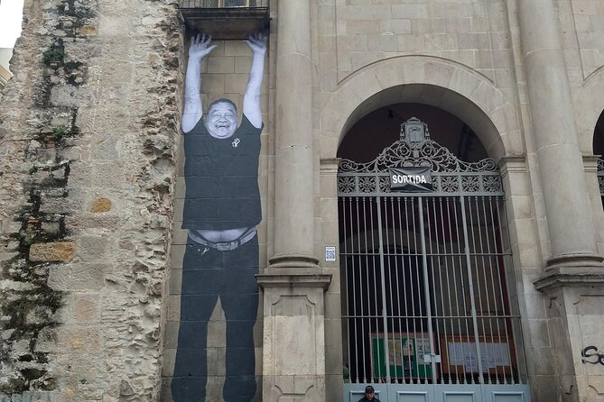 Barcelona Art & Wine: Galleries, Studios & Street Art - What the $43.37 price really buys