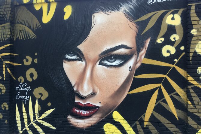 Barcelona Street Art and Graffitti Bicycle Tour - How difficult is the bicycle ride?