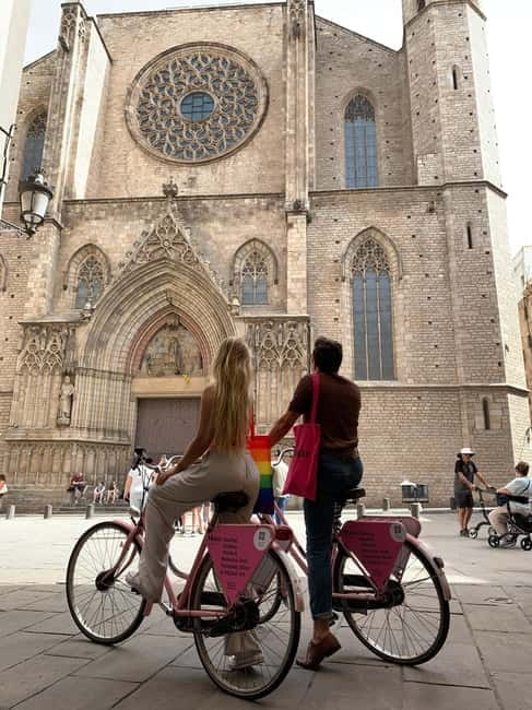 Barcelona | StreetArt Bike Tour Moco Museum - La Gamba, El Cap de Barcelona, and the waterfront
