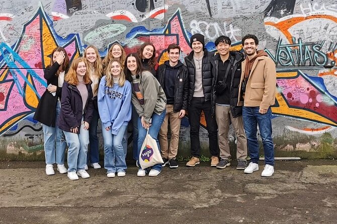Belfast's Political Mural Taxi Tour - The guides make or break the experience