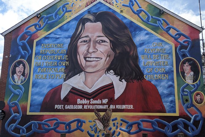 Belfast Troubles Murals Street Art and Peace Wall Walking Tour - Shankill Road and Loyalist murals