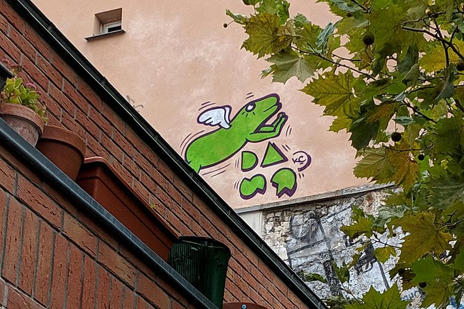 Belleville Street Art Tour with an Artist - Political art, local stories, and a sharper eye