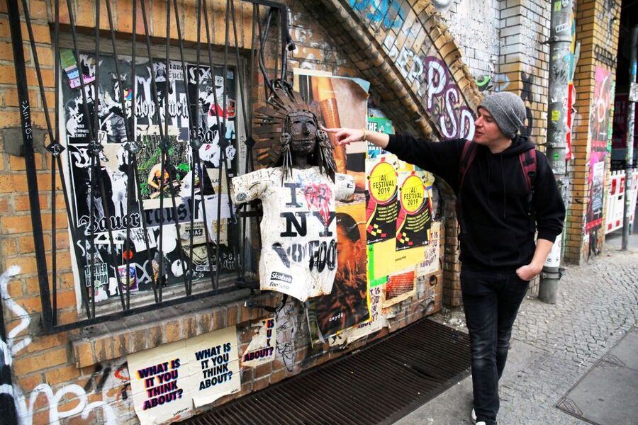Berlin: 3-Hour Street Art Tour - Berlin’s political and social story between the artworks