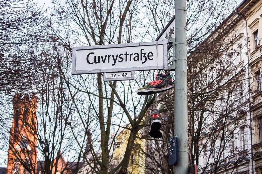 Berlin: Private Kreuzberg Street Art Walking Tour - Reading the giant murals with a local guide