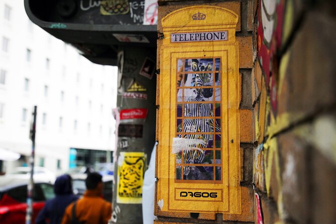 Berlin Street Art & Graffiti Walking Tour - RAW Tempel in Friedrichshain