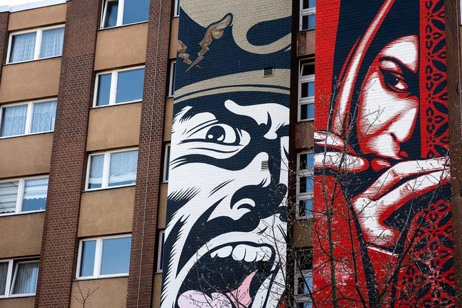 Berlin Street Art Walking Tour - Off The Grid - Public Transport Between the Neighborhoods