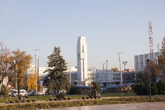 Bishkek Street Murals , Mosaics Arts and Kyrgyz Nomadic History - The 1926 Opera and Ballet Theatre