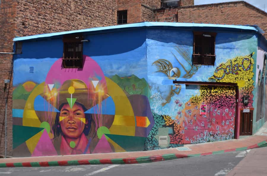 Bogotá: La Candelaria Graffiti & Urban Art Guided Tour - Key Points to Know Before You Go