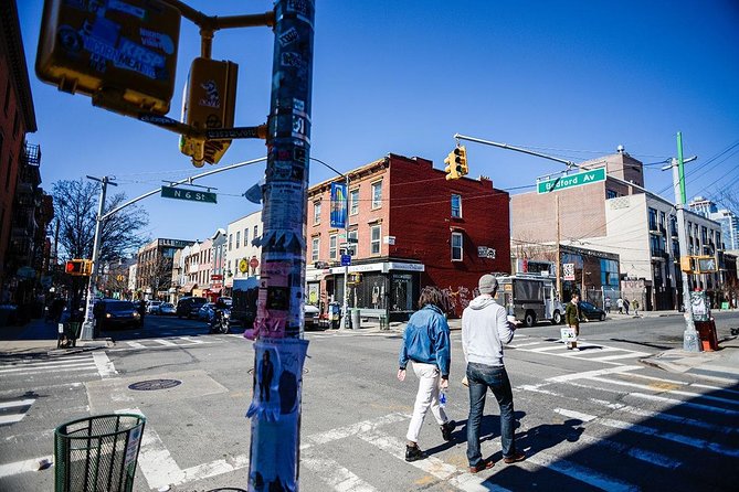 Brooklyn street art and hipster culture tour in French - The move from Bushwick to Williamsburg