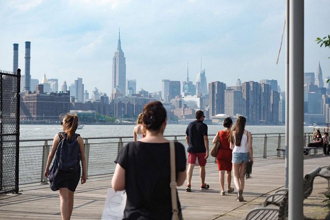Brooklyn street art and hipster culture tour in French - Why the French-language format matters