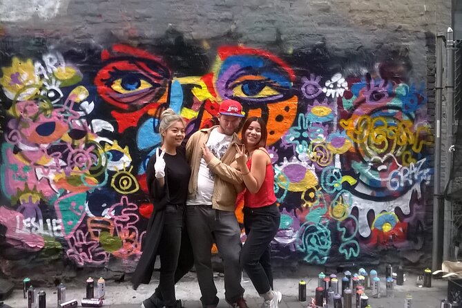 Brooklyn Street Art Tour - What the guide adds beyond photographs