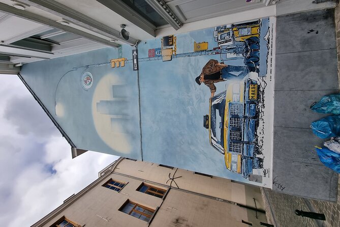 Brussels through its comics murals - What the two-hour route feels like