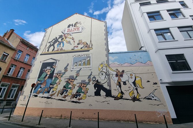 Brussels through its comics murals - Following Tintin, the Smurfs, and Lucky Luke