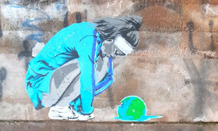 Cologne: Ehrenfeld District Street Art Walking Tour - Reading murals, graffiti, and painted facades