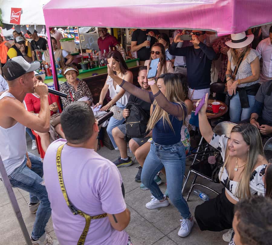 Comuna 13: Graffiti Tour with Tasting, Live Show, & Gallery - The neon house, art gallery, and coffee museum