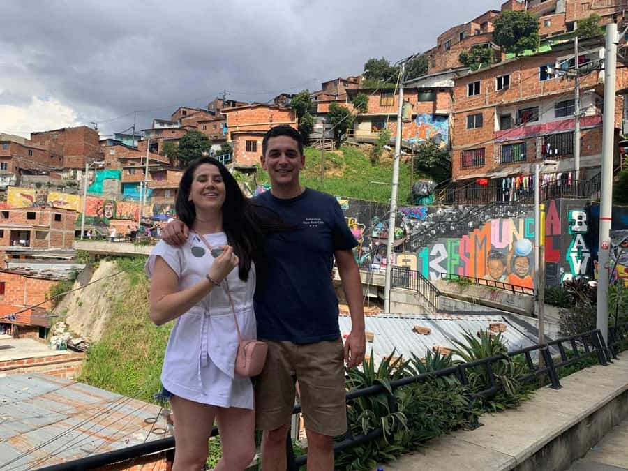 Comuna 13 Neighborhood & Street Art Private Tour - The First Photo and Guided Stop