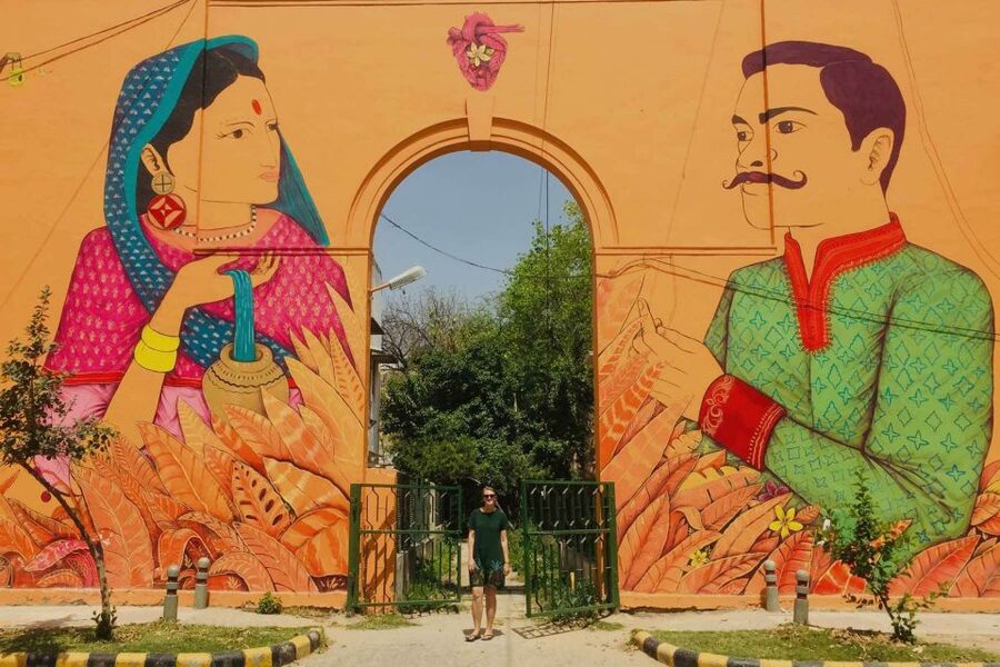 Delhi Street Art Tour - Booking flexibility and meeting details