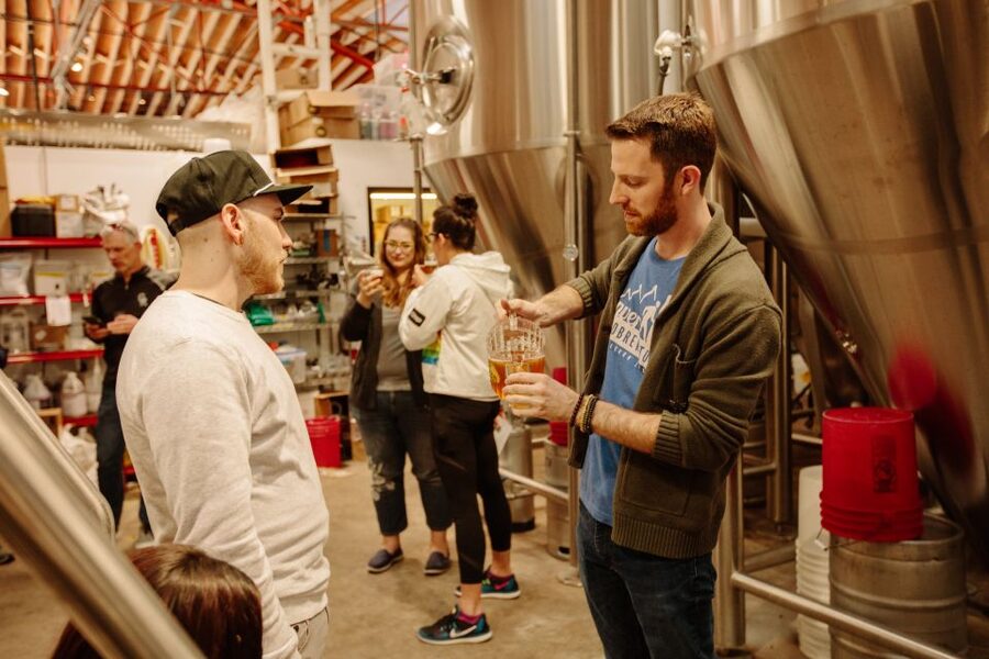 Denver: RiNo Beer and Graffiti Tour - Starting at Ratio Beerworks with a tasting glass
