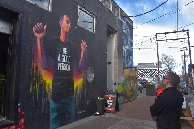 Denver: Street Art, Murals, and Graffiti Private Walking Tour - A private format for up to 12 people