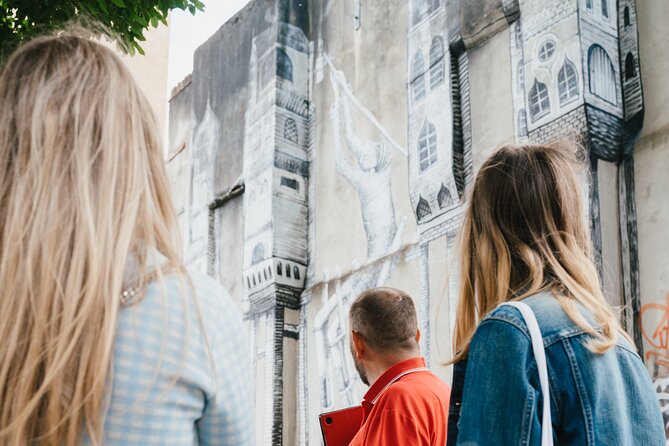 East End London Instagrammable Street Art and Graffiti Tour - Hanbury Street, where old murals meet constant change