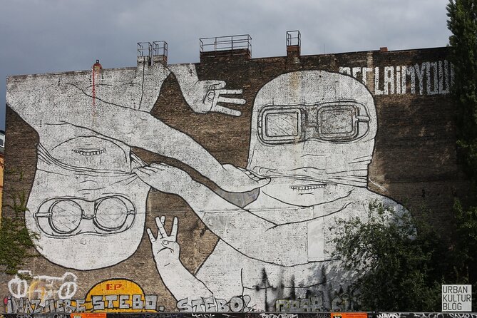 East Meets West: Berlin Food Culture & Street Art - Markthalle Neun and independent food culture