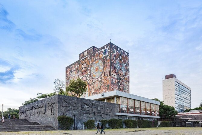 EXCLUSIVE TOUR: Murals+Ciudad Universitaria Stadium-small groups - Key points to know before booking