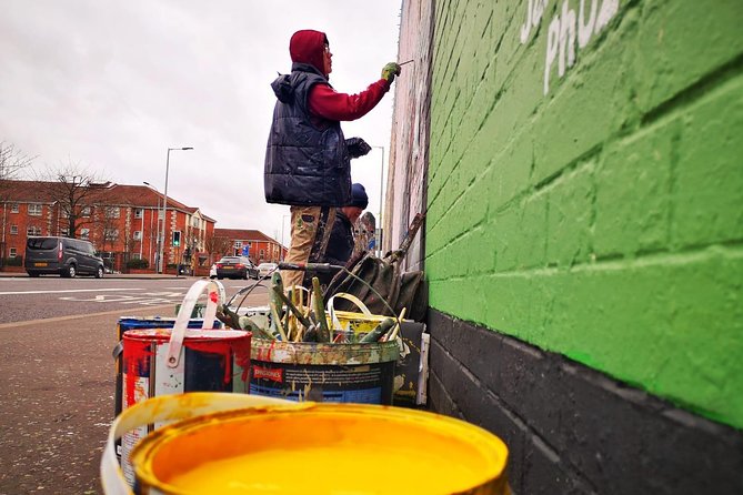 Famous 1.5 hour Belfast Murals Tour - Why Belfast’s murals need a guide