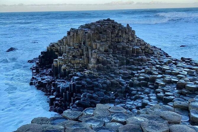 Giant's Causeway and Belfast City Murals Tour inc Game of Thrones Dark Hedges - Belfast murals and the Peace Wall in 80 minutes