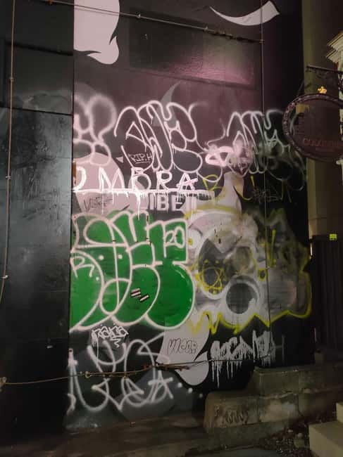 Graffiti in Tokyo Walking Tour: Shibuya and Harajuku - Key things to know before you go