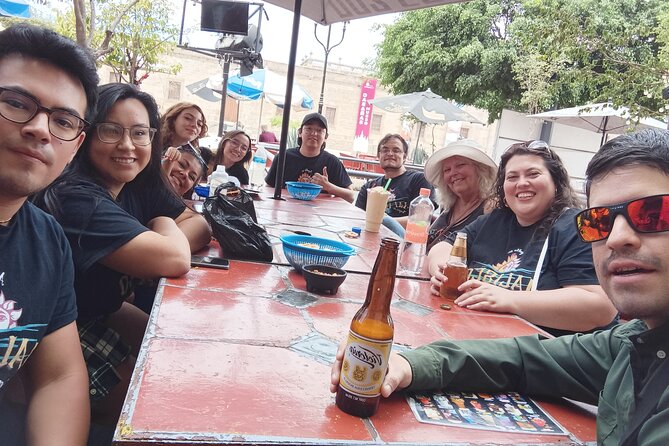 History and Murals: Walking Tour Guadalajara - Guide style, group size, and walking demands