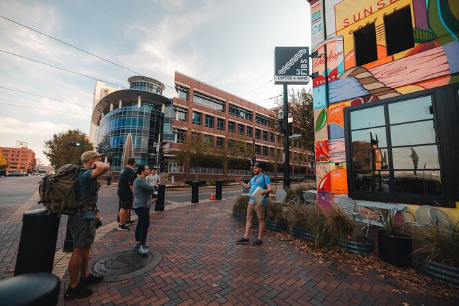 Howdy H-Town Street Art & Small Bar Tour - Guide style, group size, and the overall mood
